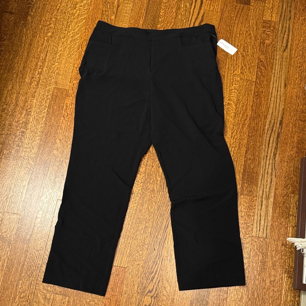 NWT DressBarn Secret Agent Elastic Waistband Slim Leg Pants